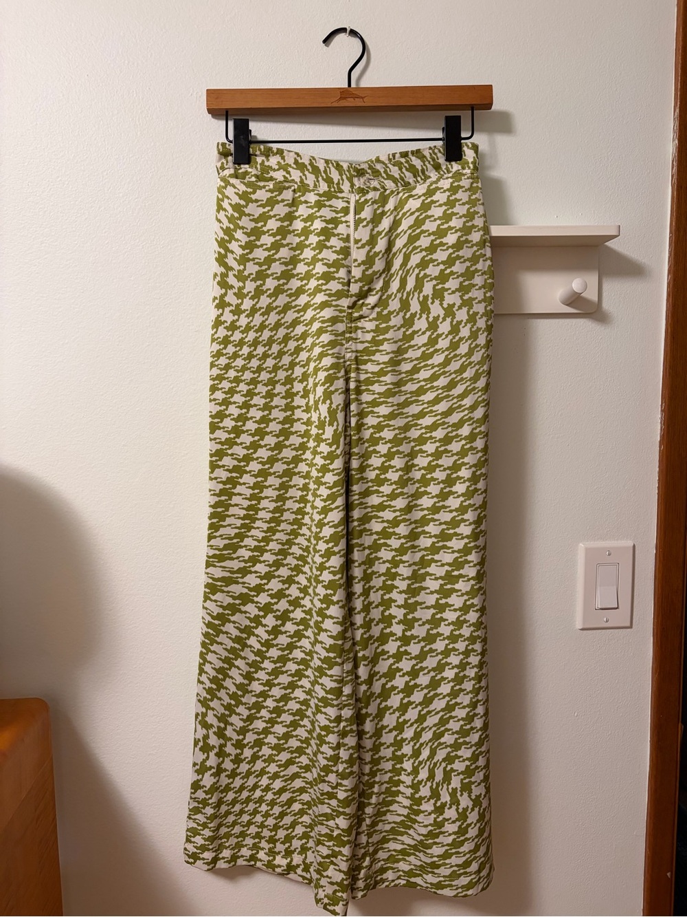 Urban Outfitters Houndstooth Wide-Leg Pants